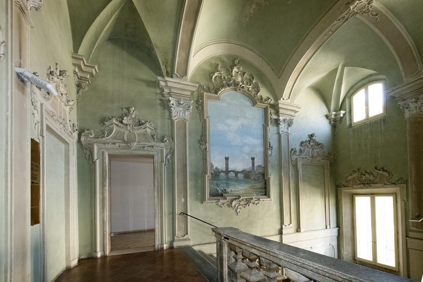 Loggia palazzo storico